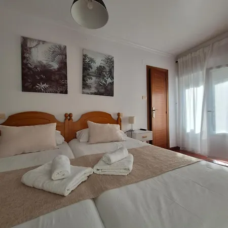 Hostal Chelsea Cedeira Room photo
