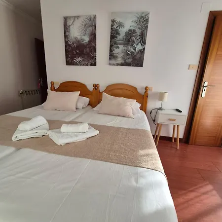 Hostal Chelsea Cedeira Exterior photo